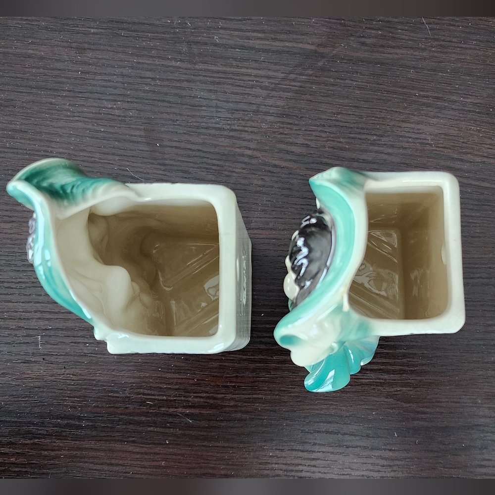 Farm kids mid-century farmhouse vases by Royal Copley ceramic planters, VINTAGE! - Picture 6 of 12